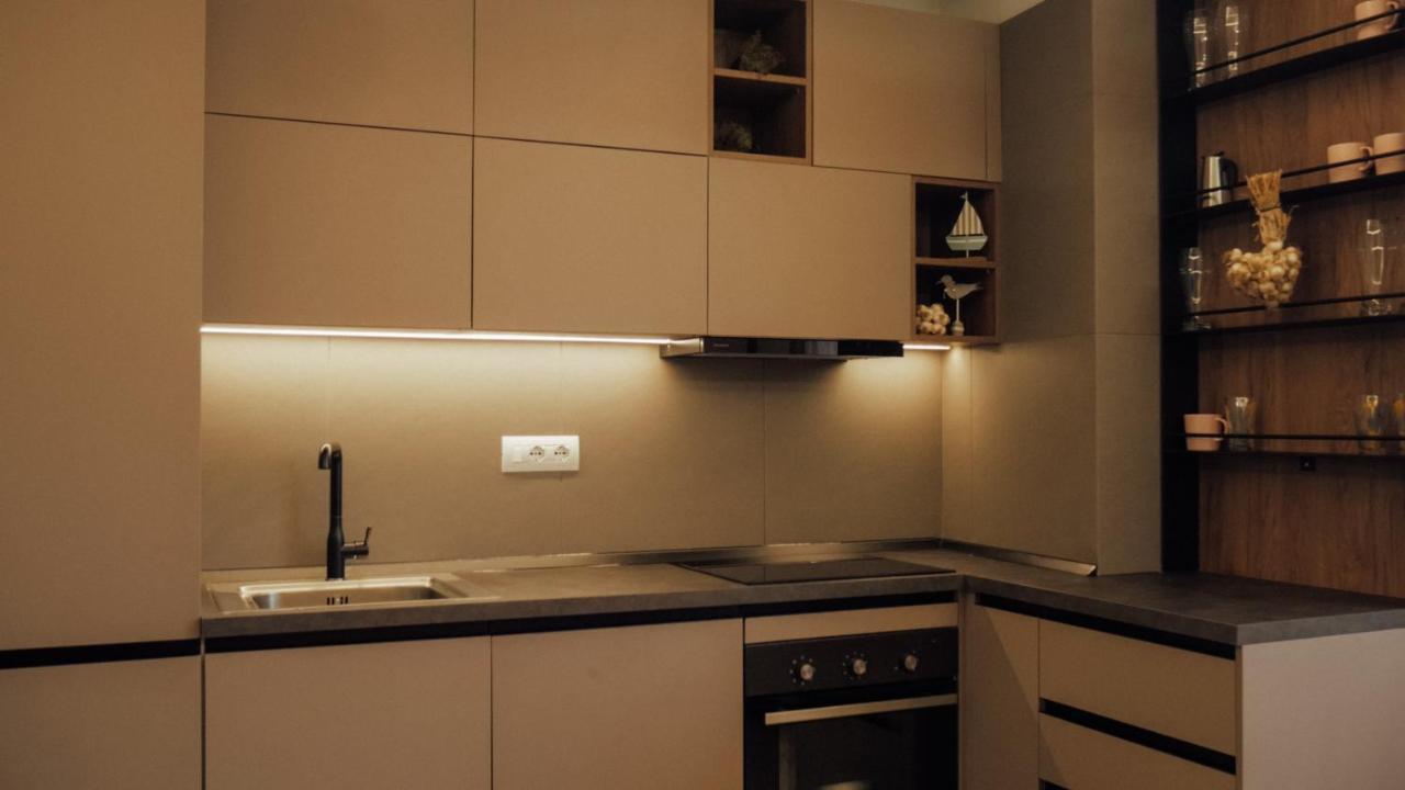 Newly Renovated Apartment Тирана Екстер'єр фото