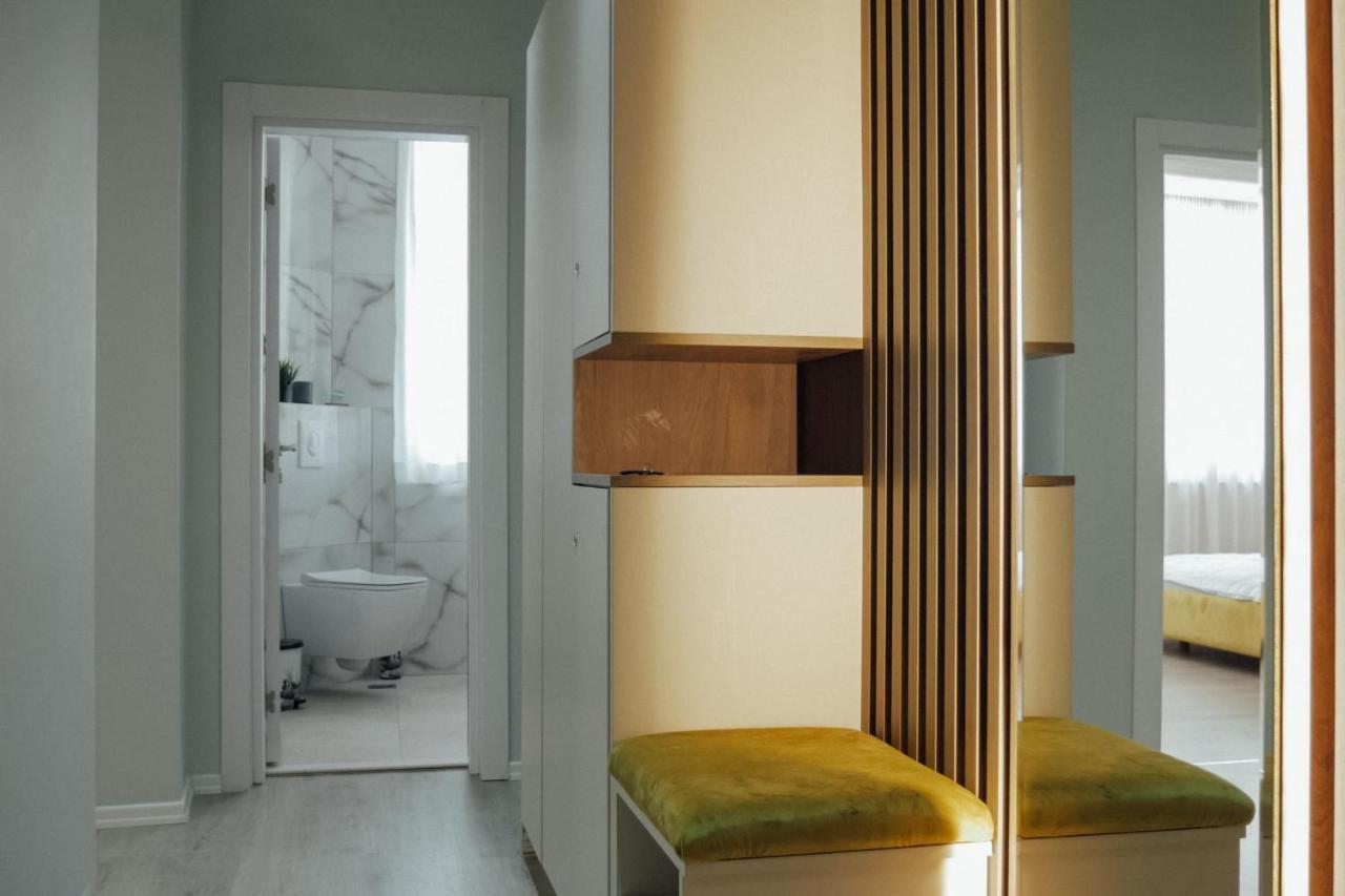 Newly Renovated Apartment Тирана Екстер'єр фото